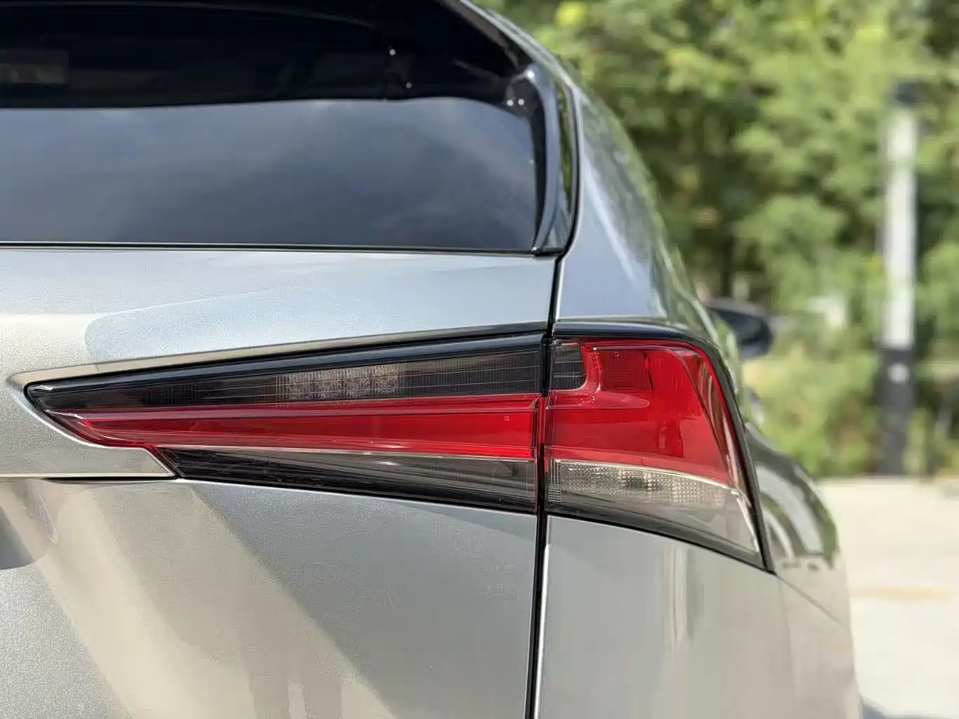 Photo 15 - Lexus NX