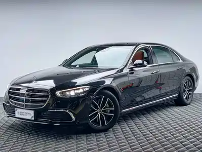 Mercedes-Benz S