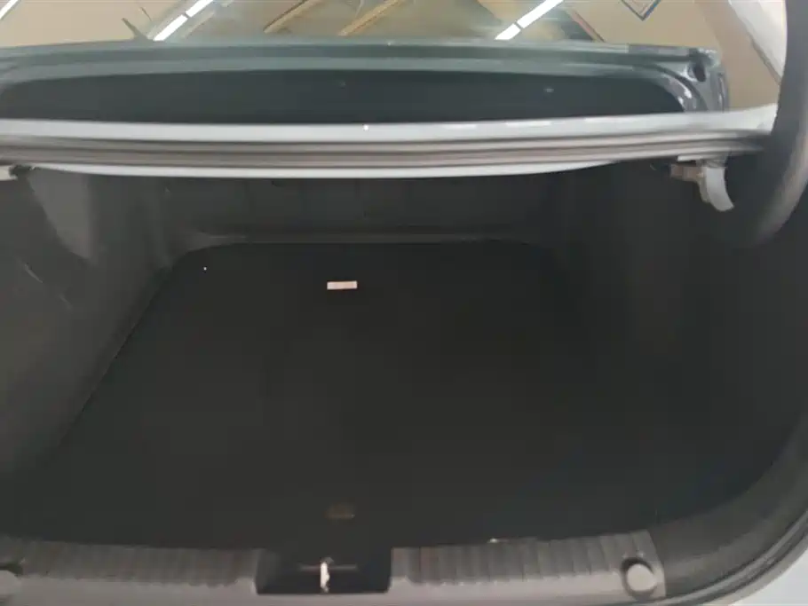 GEELY GALAXY GALAXY L6