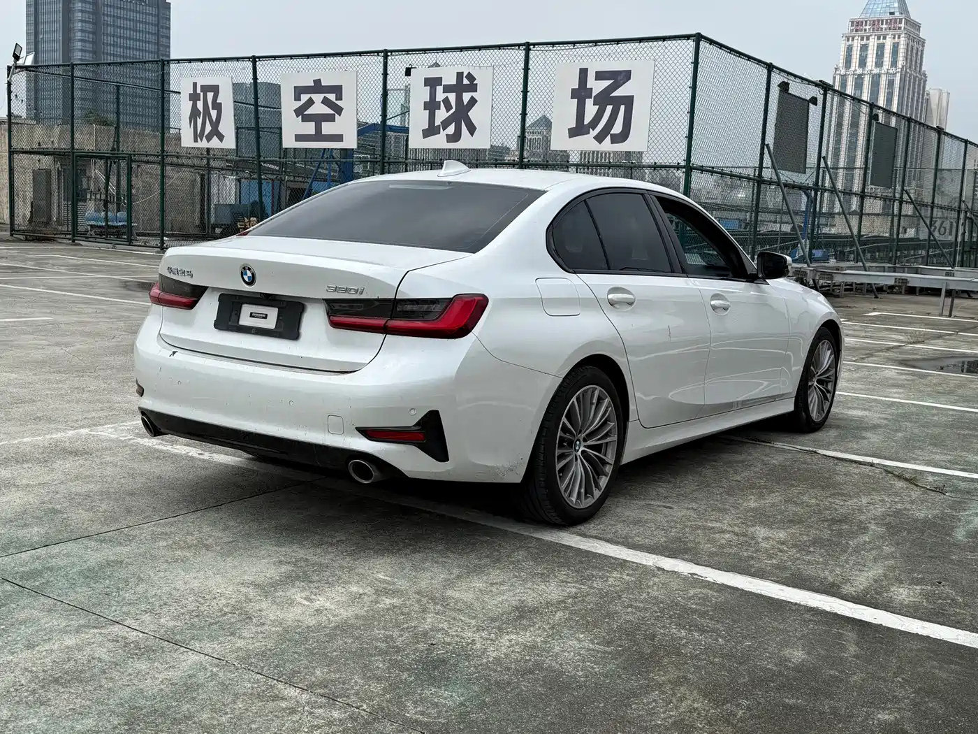 BMW 3 Series 2021 320i Sport Package фото 8