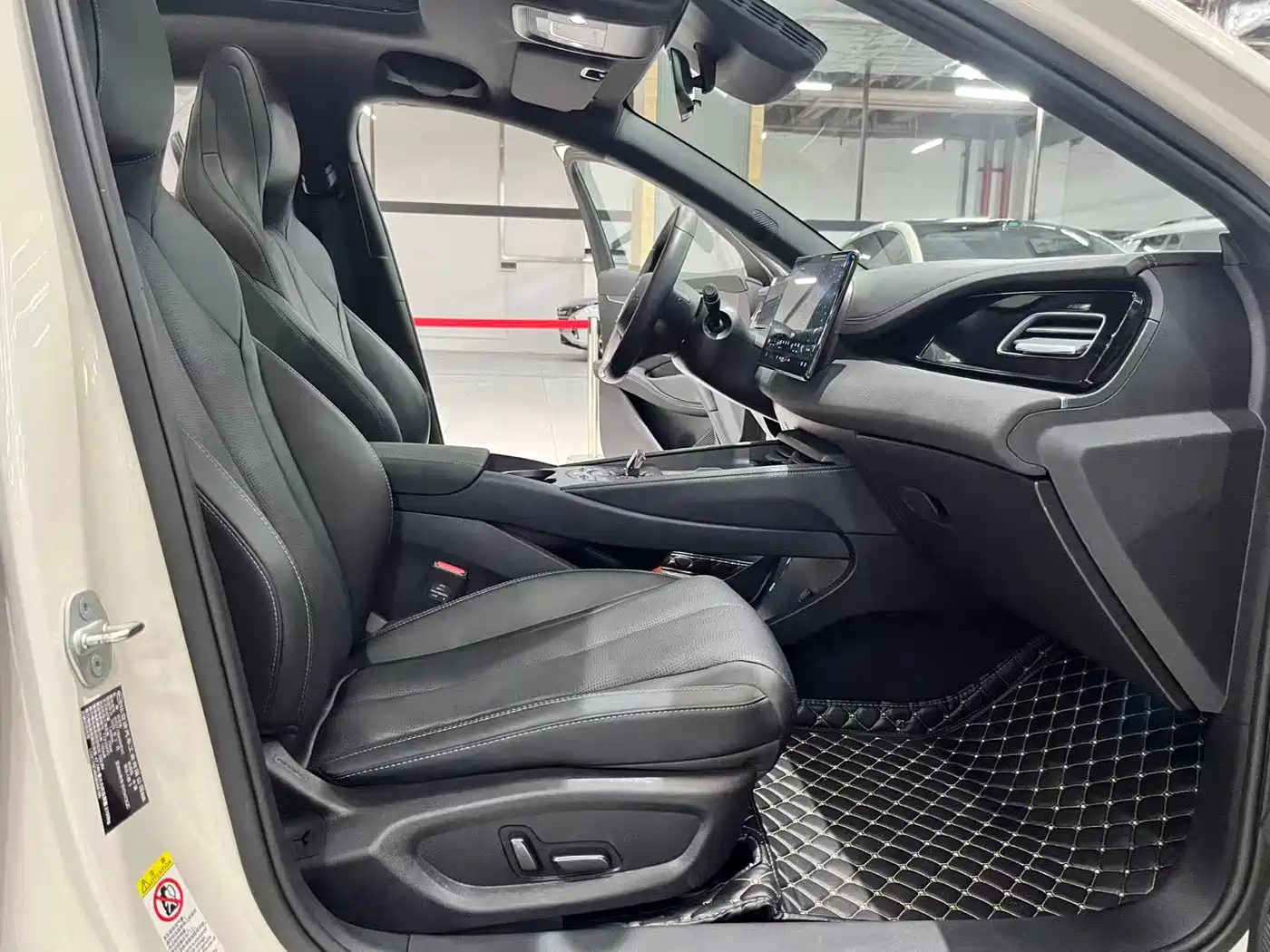 BYD Seal 06 New Energy 2025 DM-i Smart Drive Edition 120KM Luxury фото 12