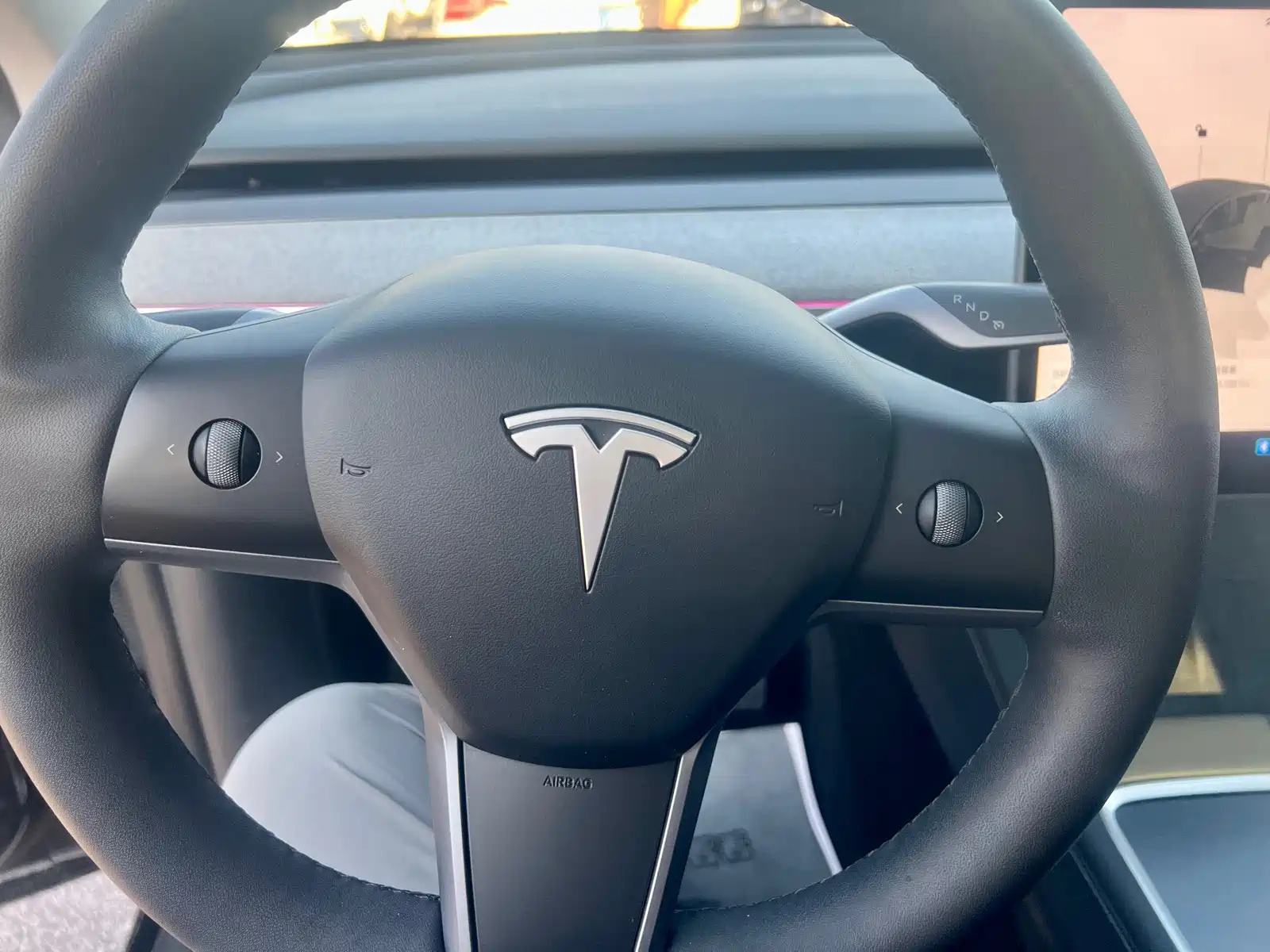 Photo 11 - Tesla Model Y
