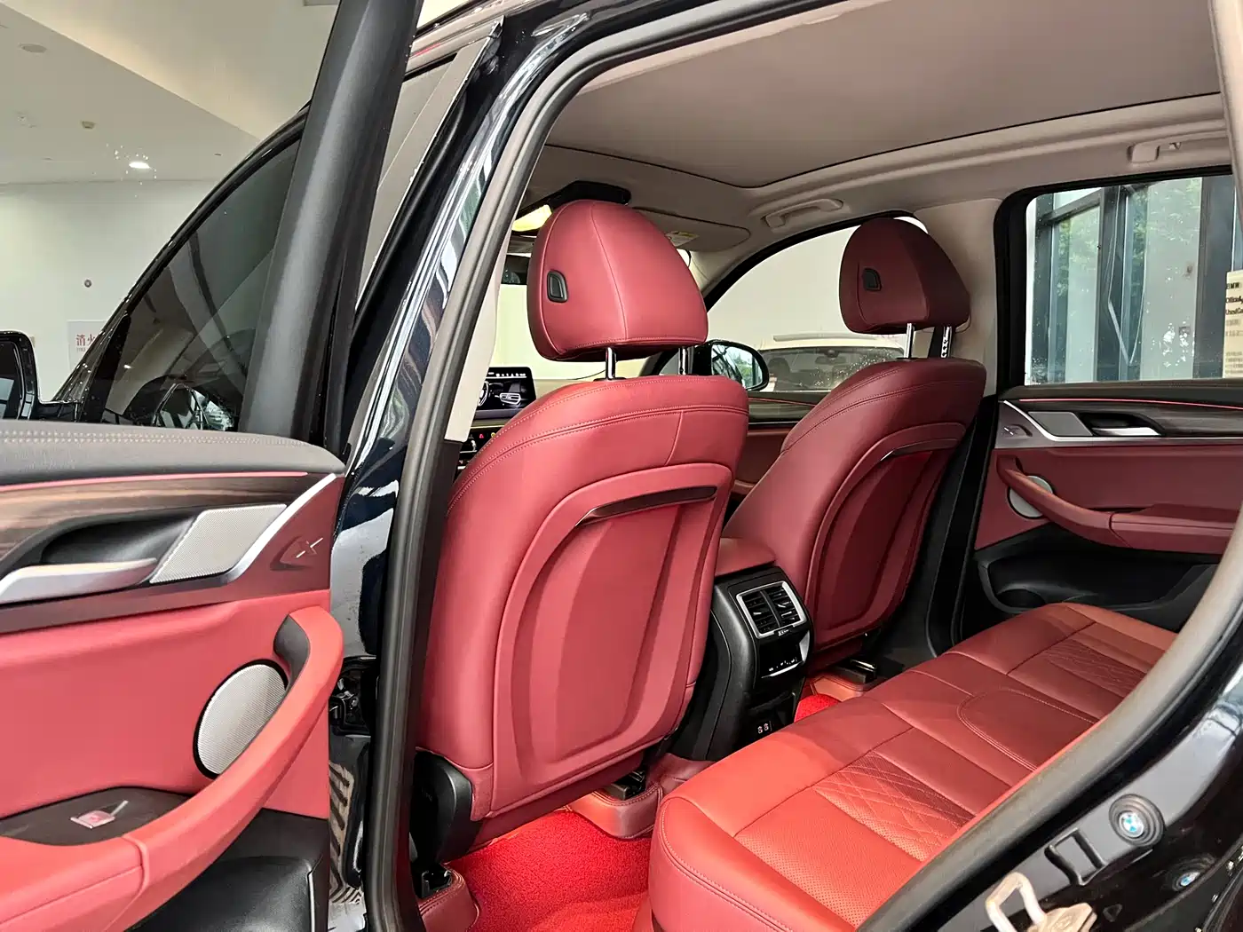 BMW X3 2023 Facelift xDrive30i Leading M Night Package фото 8