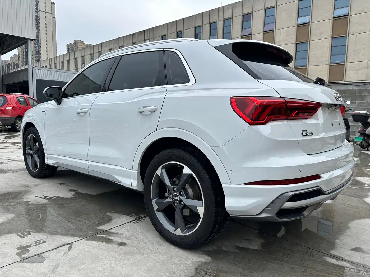 Audi Q3 2022 35 TFSI Fashion Dynamic фото 4