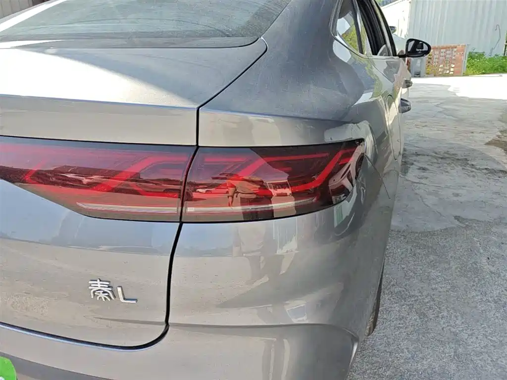 BYD Qin L 2024 DM-i 80KM Superior фото 8