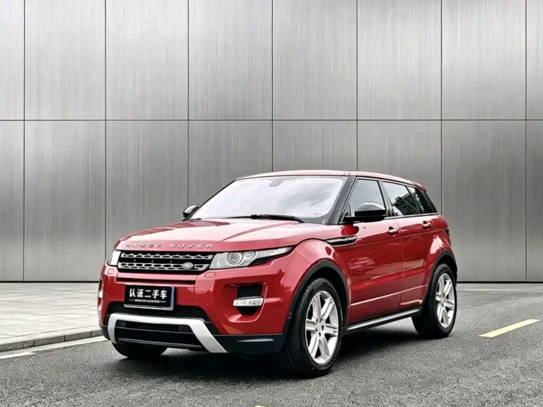 Land Rover Range Rover Evoque 2015 2.0T 5-Door Dynamic Edition