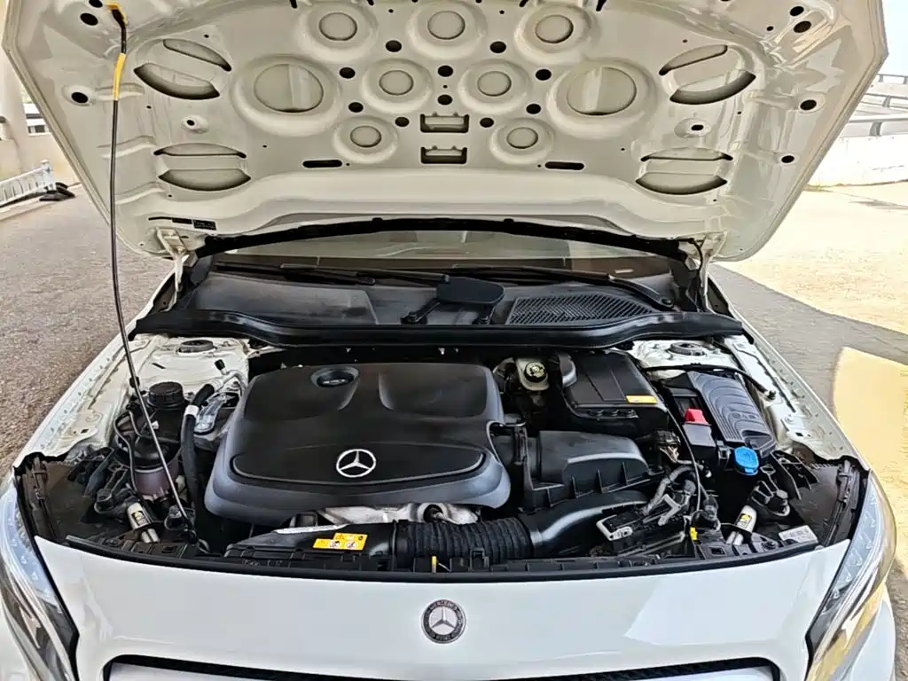 Mercedes-Benz GLA 2015 2015 GLA 220 4MATIC Fashion Edition