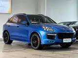 Photo 3 - Porsche Cayenne