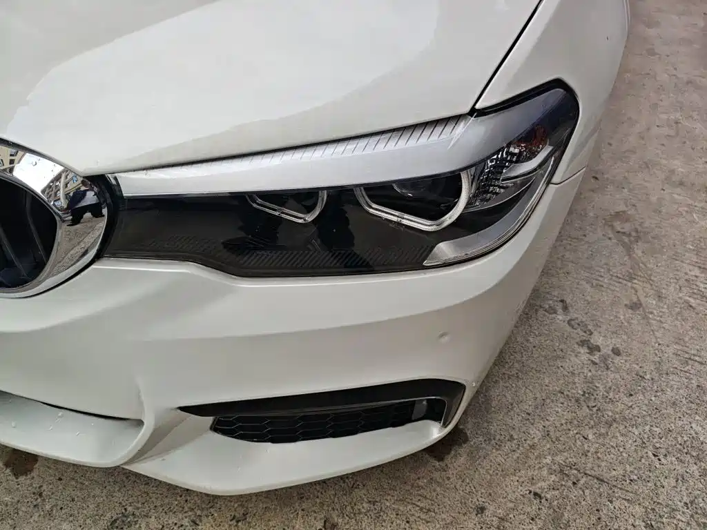 Фото 15 - BMW 5 Series