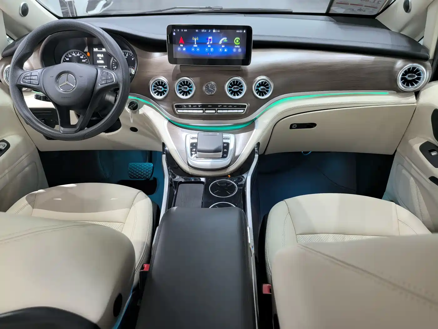 Mercedes-Benz Vito 2021 2.0T Elite 7-Seater фото 17