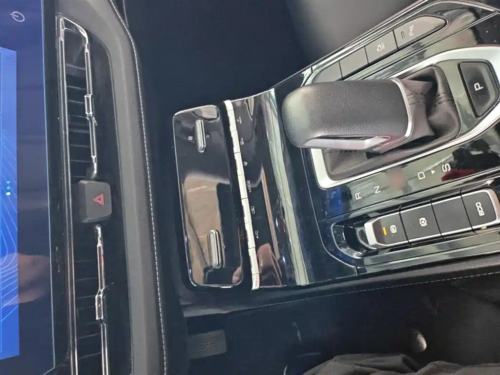 Wuling Motors Wuling Victory 2020 2020 1.5T CVT Flagship