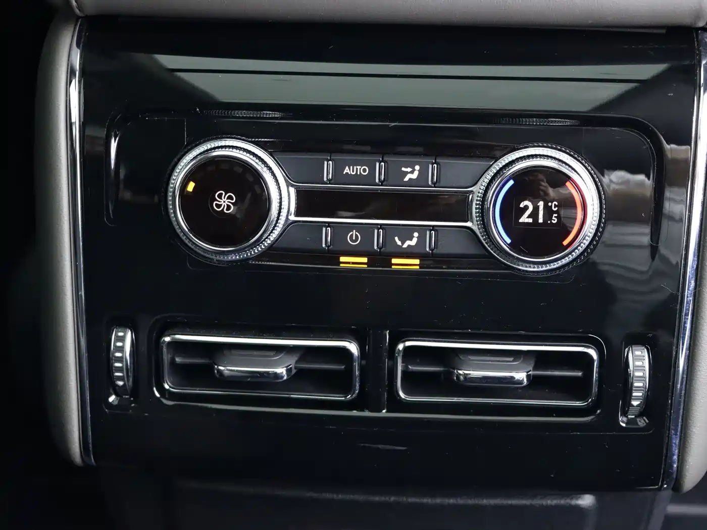 Lincoln Aviator 2025 2024 3.0T V6 AWD Elegance 6-Seater