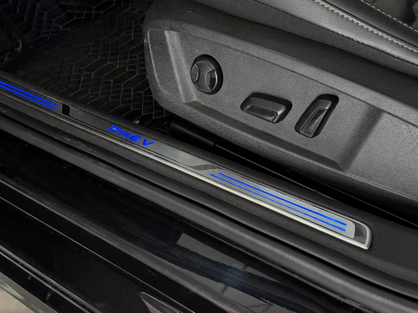 VOLKSWAGEN PASSAT NEW ENERGY