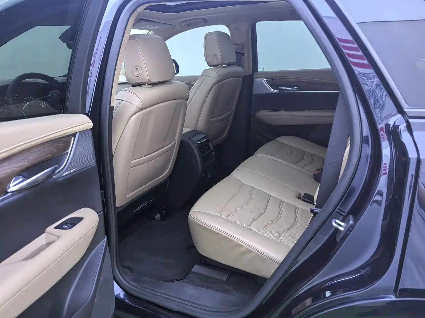 Cadillac XT5 2021 2.0T 4WD Platinum Edition фото 8