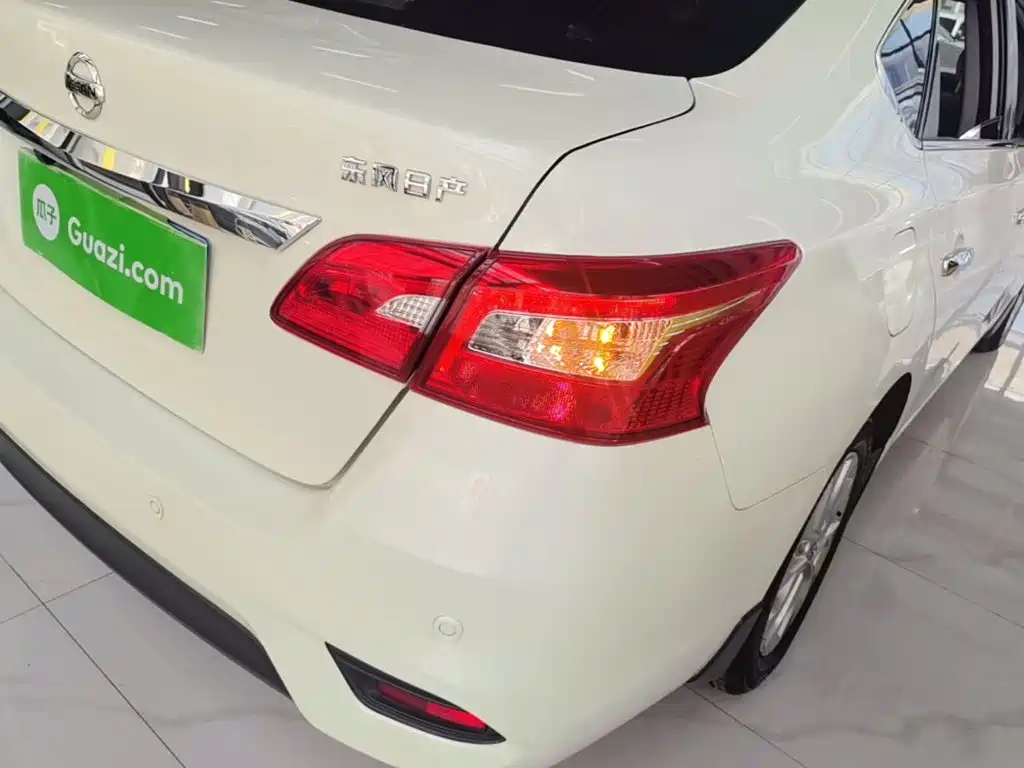 Nissan SYLPHY, миниатюра 8