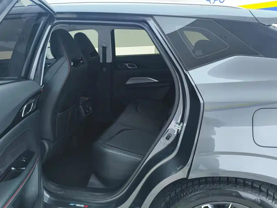 CHANGAN CHANGAN AUCHAN Z6