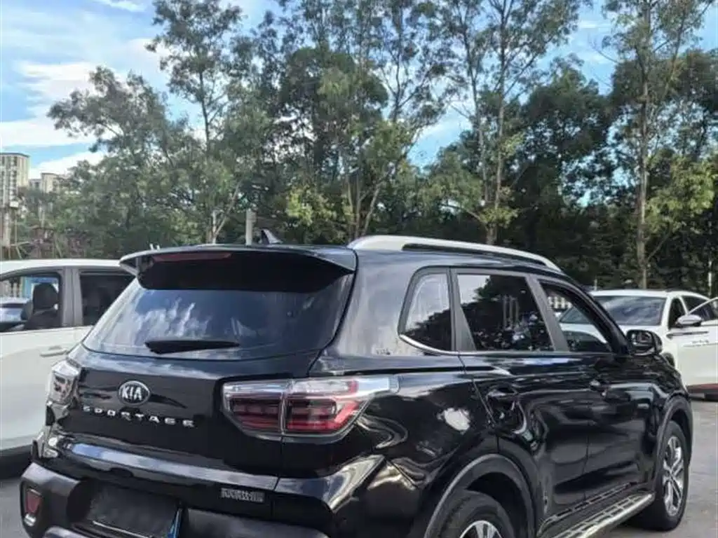 Kia Sportage 2019 2.0L Automatic Smart Luxury Edition фото 12
