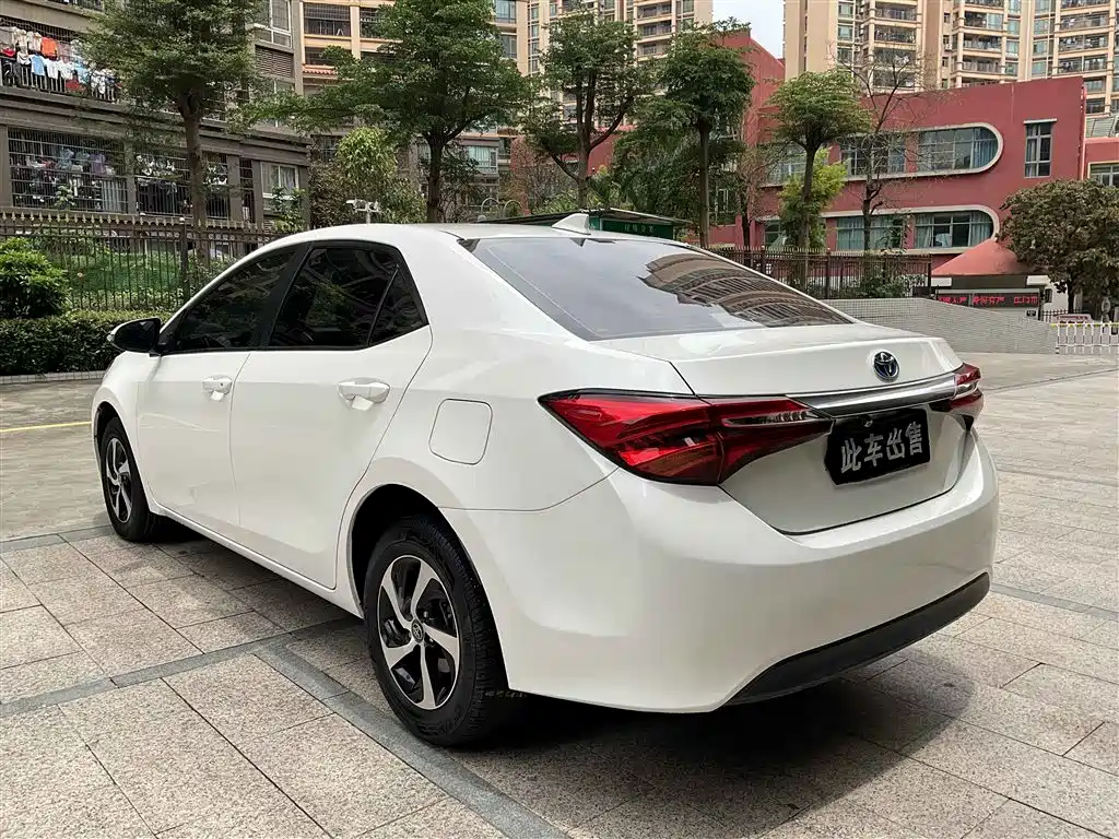 Toyota Levin 2017 Facelift Hybrid 1.8H GS E-CVT Elite Sunroof Edition China V фото 12