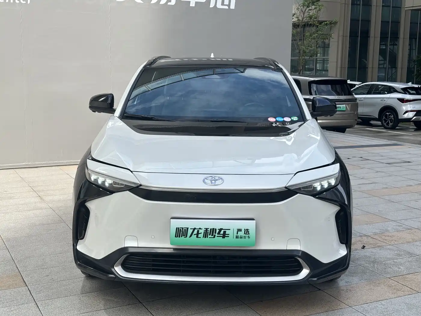 Toyota FAW Toyota bZ4X 2022 AWD High Performance Premium Edition фото 4