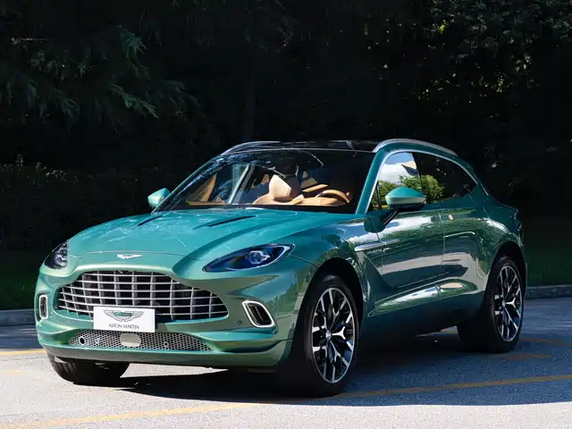  Aston Martin Aston Martin DBX 2022 3.0T STRAIGHT-SIX