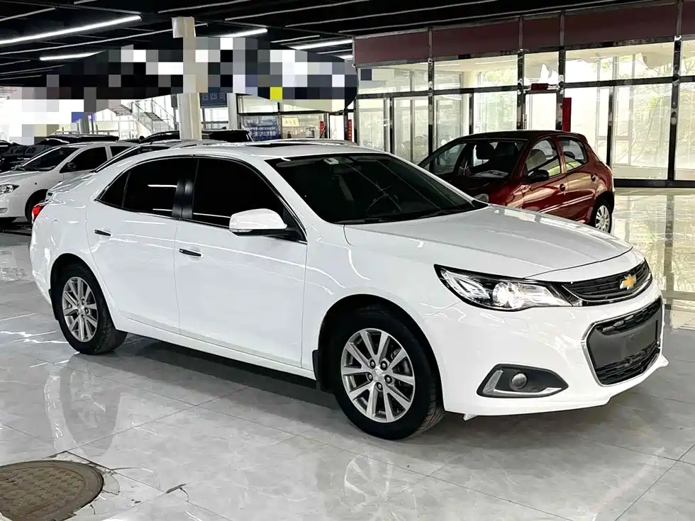 Chevrolet Malibu 2017 1.5T Automatic Luxury Edition фото 3