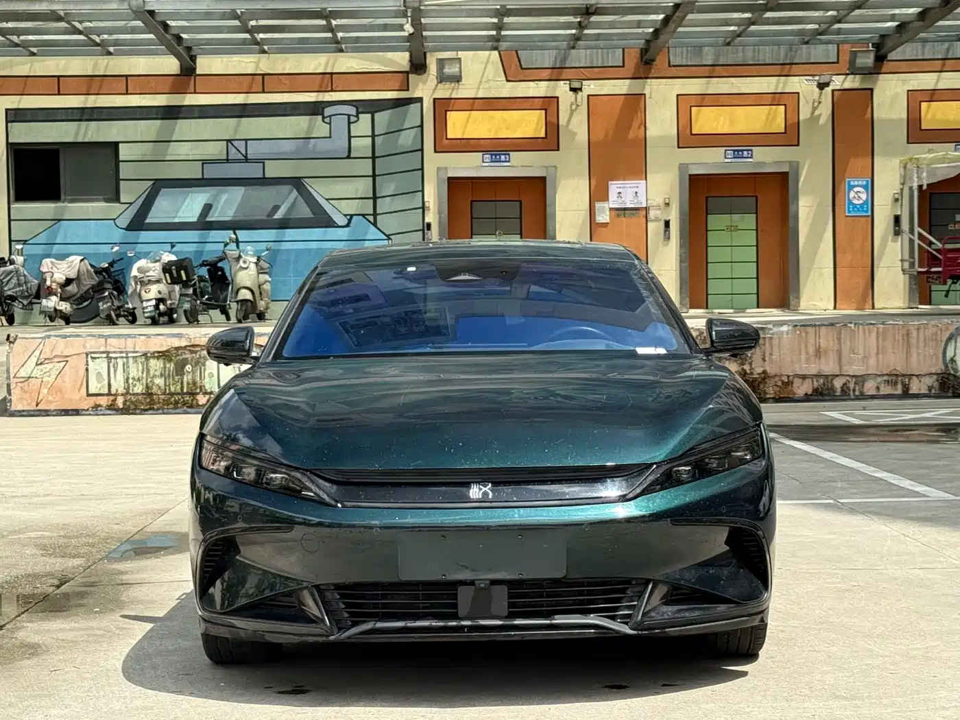 BYD Han 2022 EV 610KM AWD Qianshan Green Limited Edition фото 2