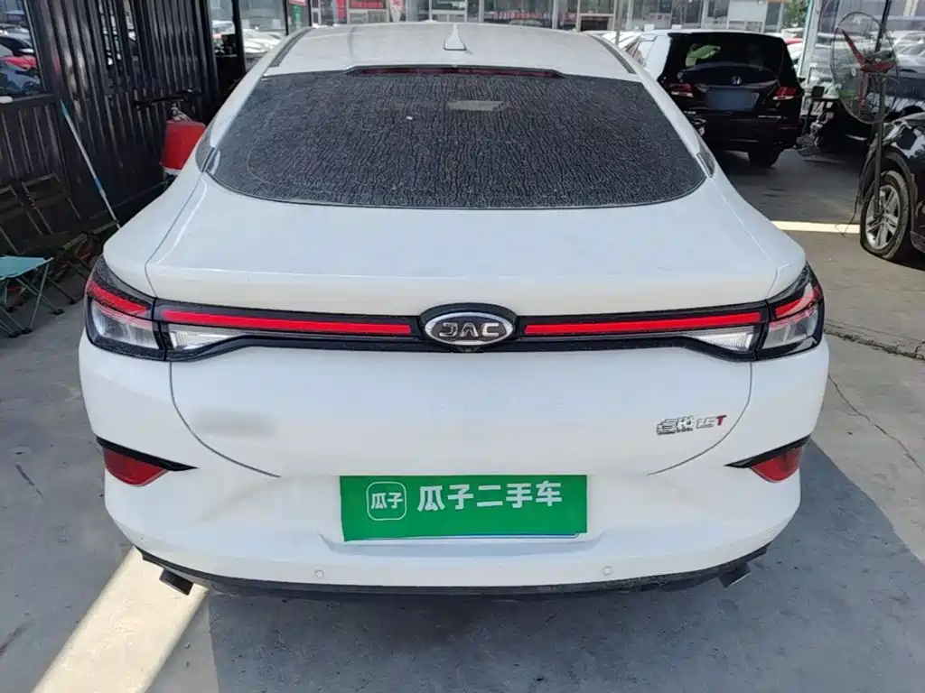 JAC JAC J7 2020 2020 1.5T CVT Surpass Type