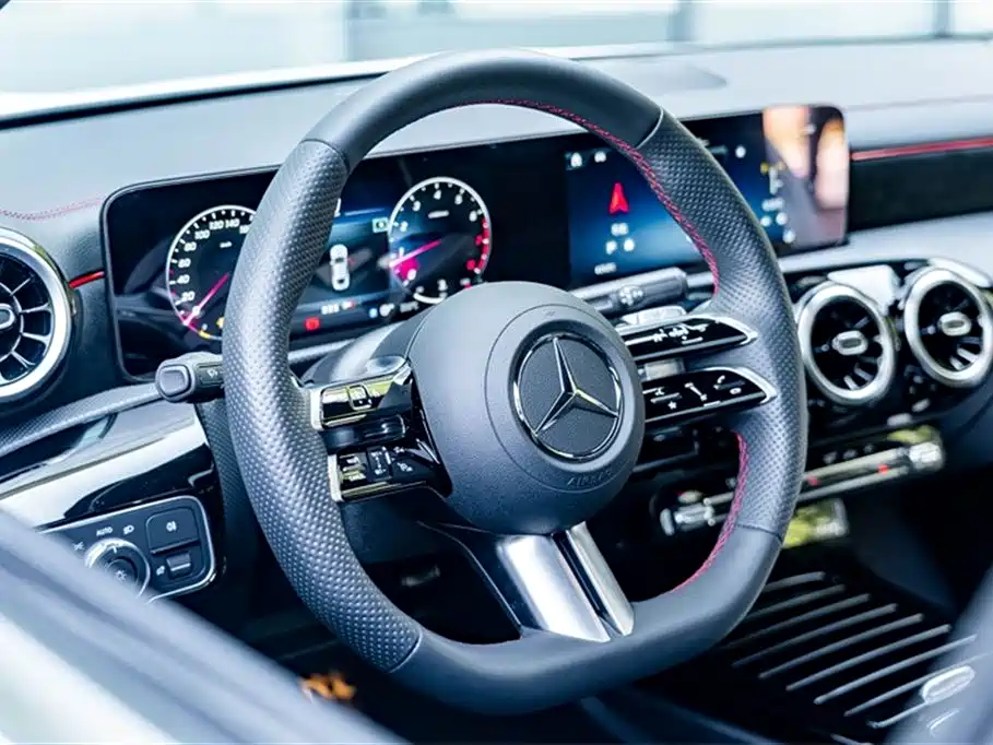 Mercedes-Benz CLA (Import) 2024 Model Facelift CLA 200 фото 11