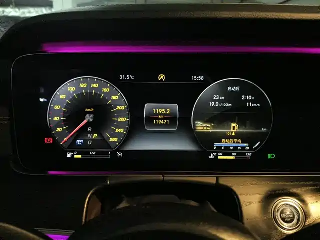 Mercedes-Benz E-Class 2019 E 300 L Sport Fashion — фото 4