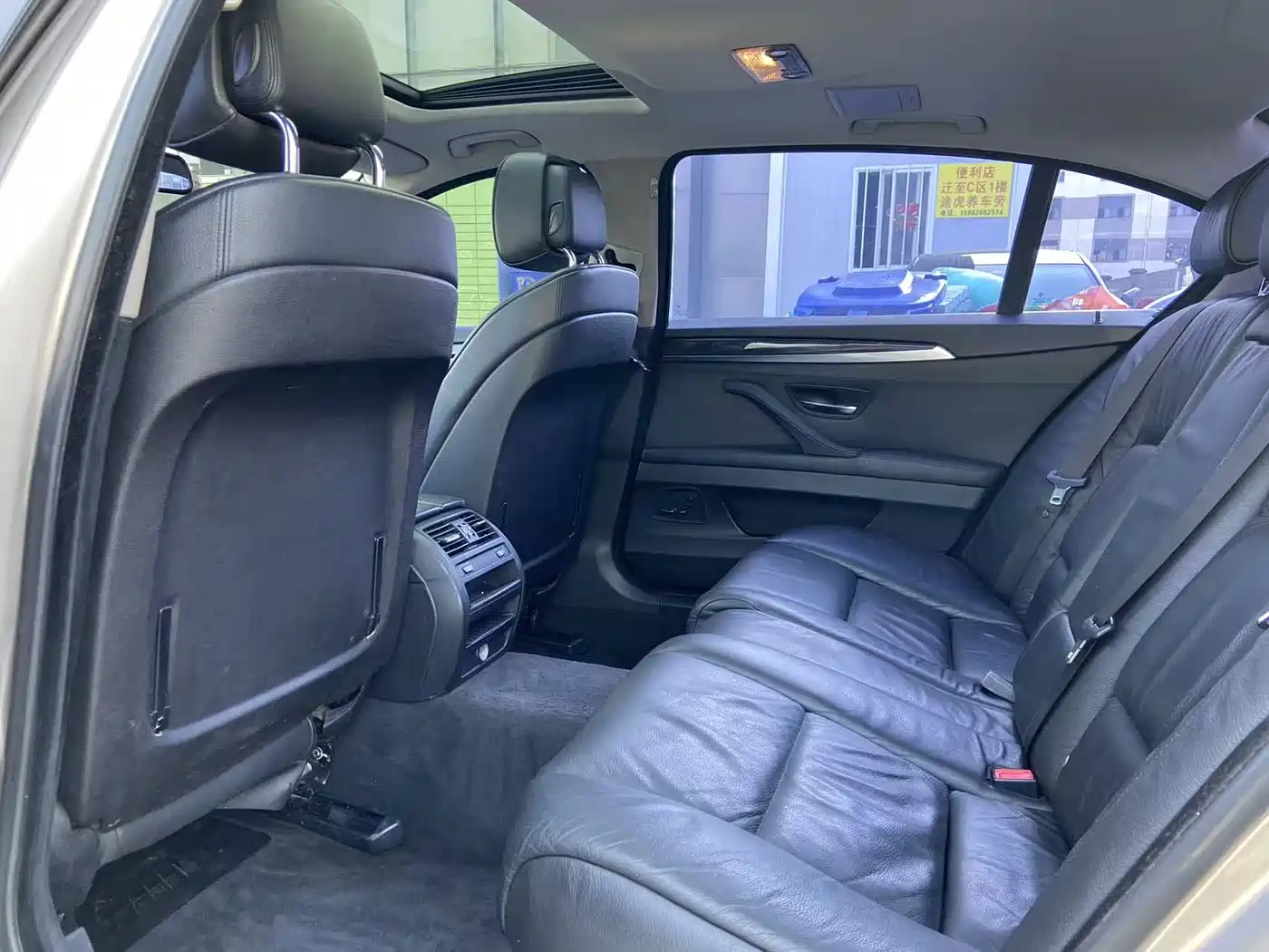 BMW 5 Series 2012 523Li Luxury фото 15