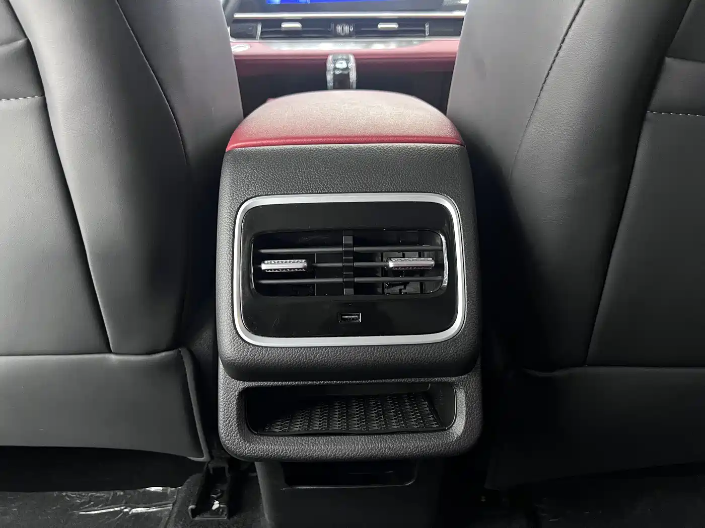Chery Tiggo 7 PLUS 2024 2023 Champion Edition 1.5TGDI DCT Luxury