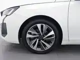 صورة 17 - Peugeot 408