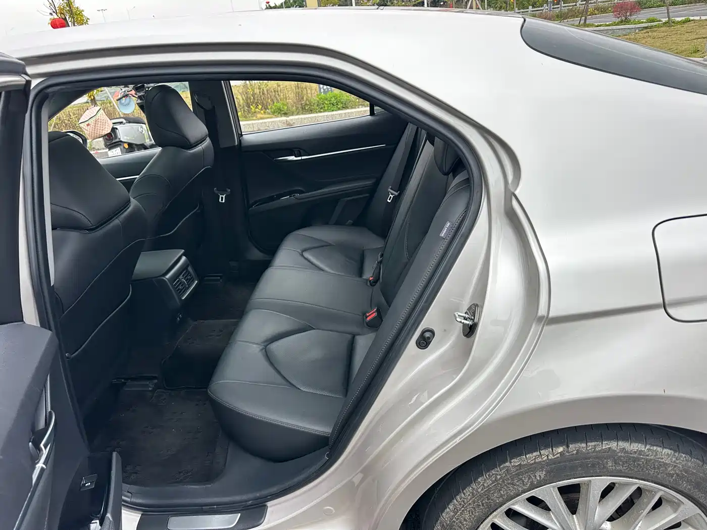 Toyota Camry 2019 2.5G Luxury Edition China VI фото 8