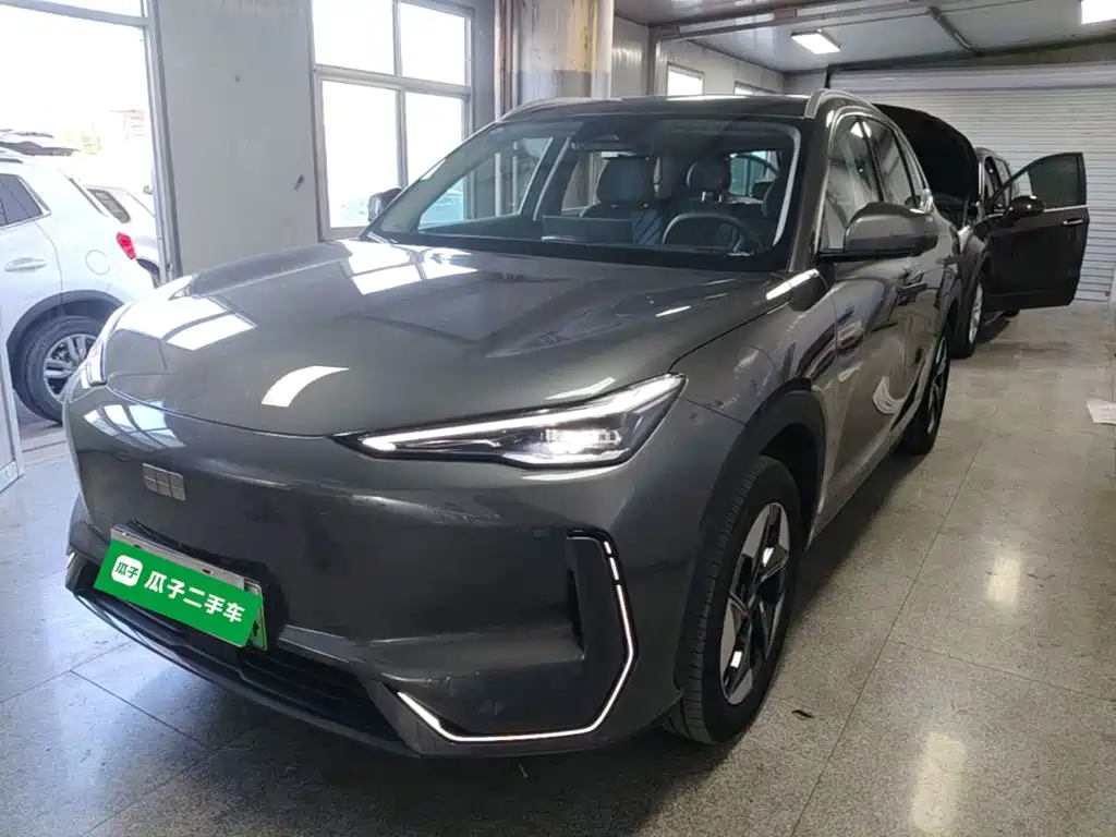Фото 2 - Geely Galaxy Galaxy E5