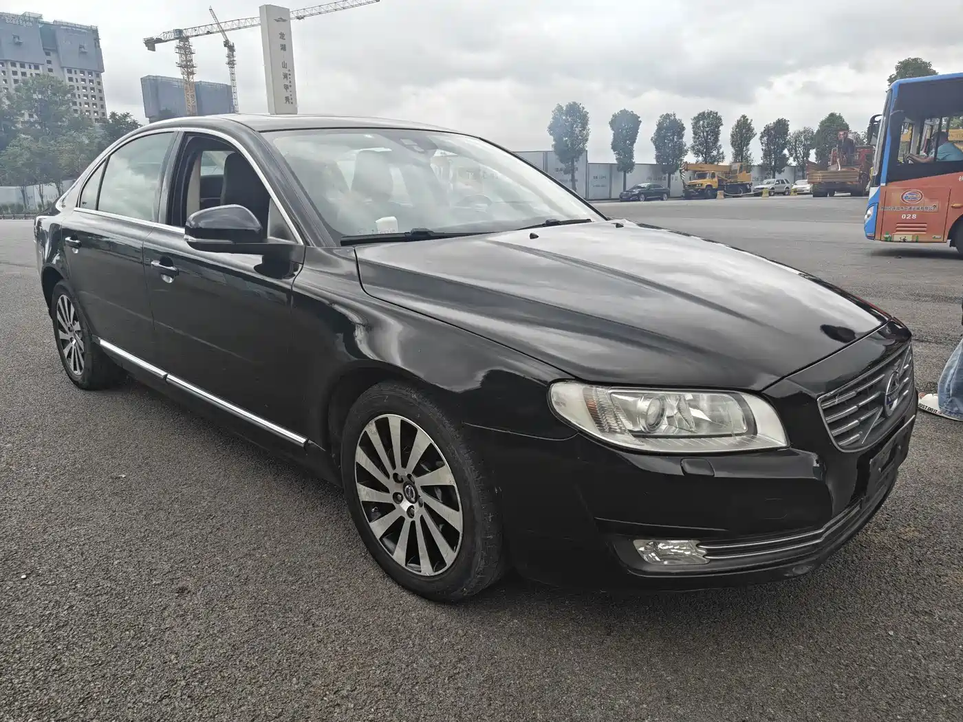 Volvo S80L 2015 2015 2.0T T5 Momentum Edition