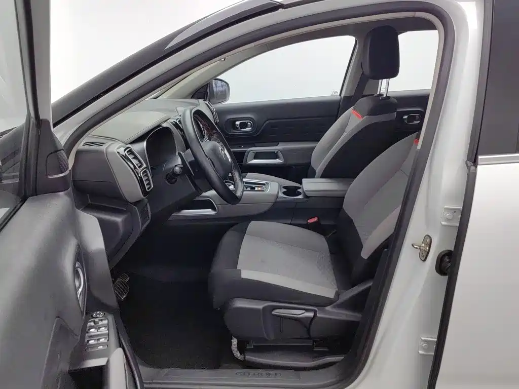Фото 10 - Citroën Tianyi C5 AIRCROSS