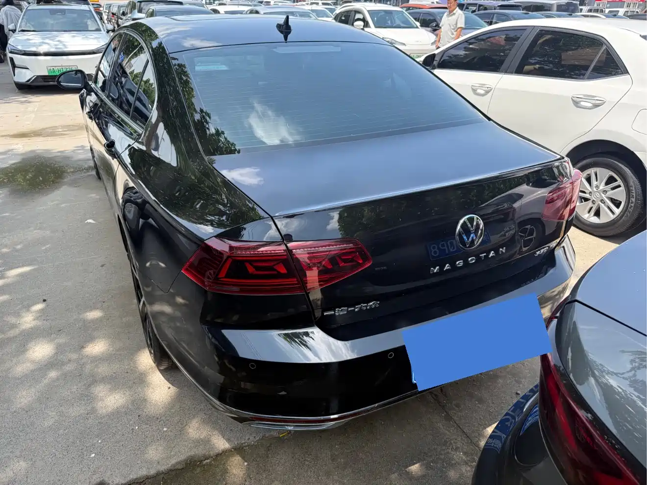 Volkswagen Magotan 2023 2 Million Units Anniversary Edition 330TSI DSG Leading Type фото 5