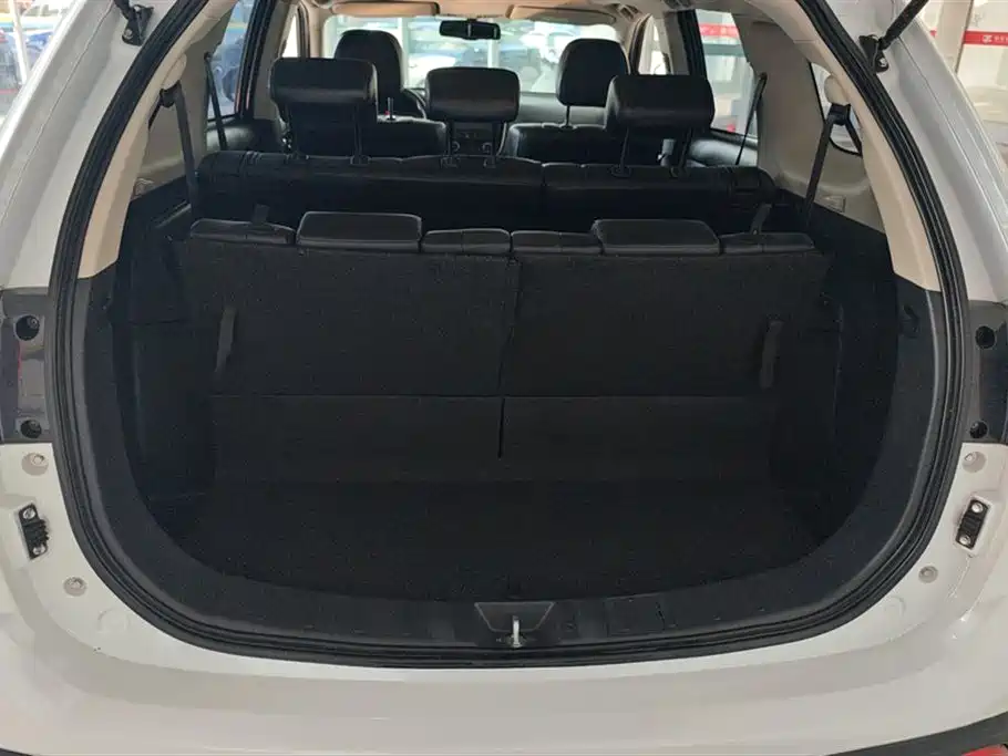 Mitsubishi Outlander 2018 2.0L 2WD Jiale Edition 7-seater фото 4