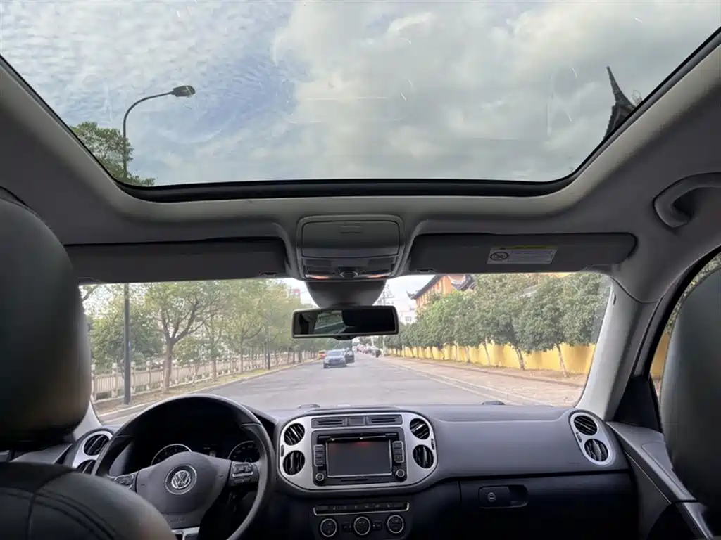 Volkswagen Tiguan 2015 2.0TSI Automatic 4WD Flagship фото 24