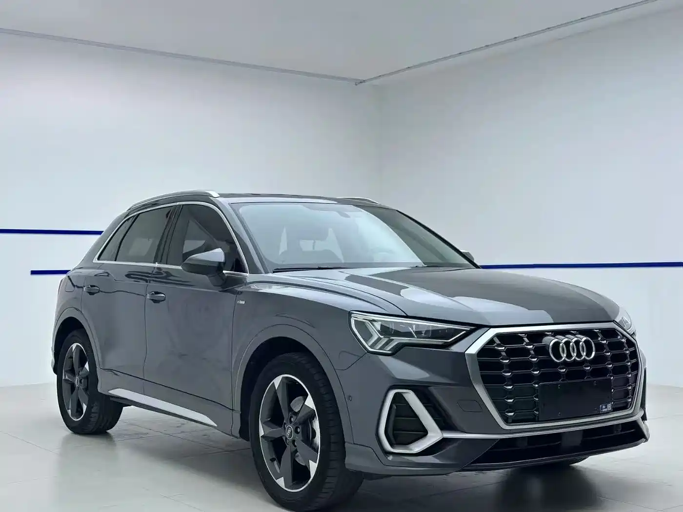 Audi Q3 2022 35 TFSI Fashion Dynamic фото 3