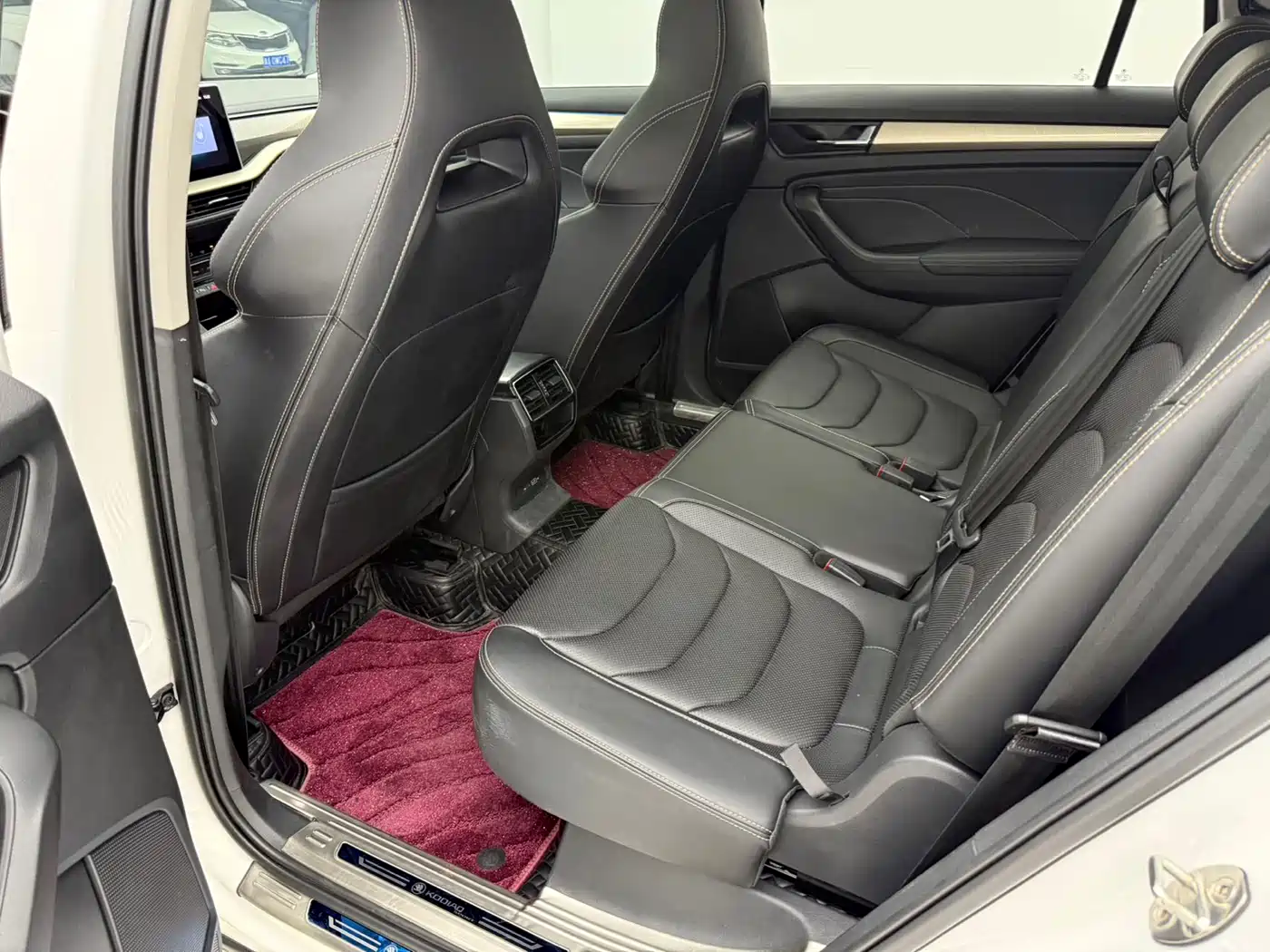 Škoda Kodiaq 2022 TSI330 7-Seater FWD Luxury Edition фото 8