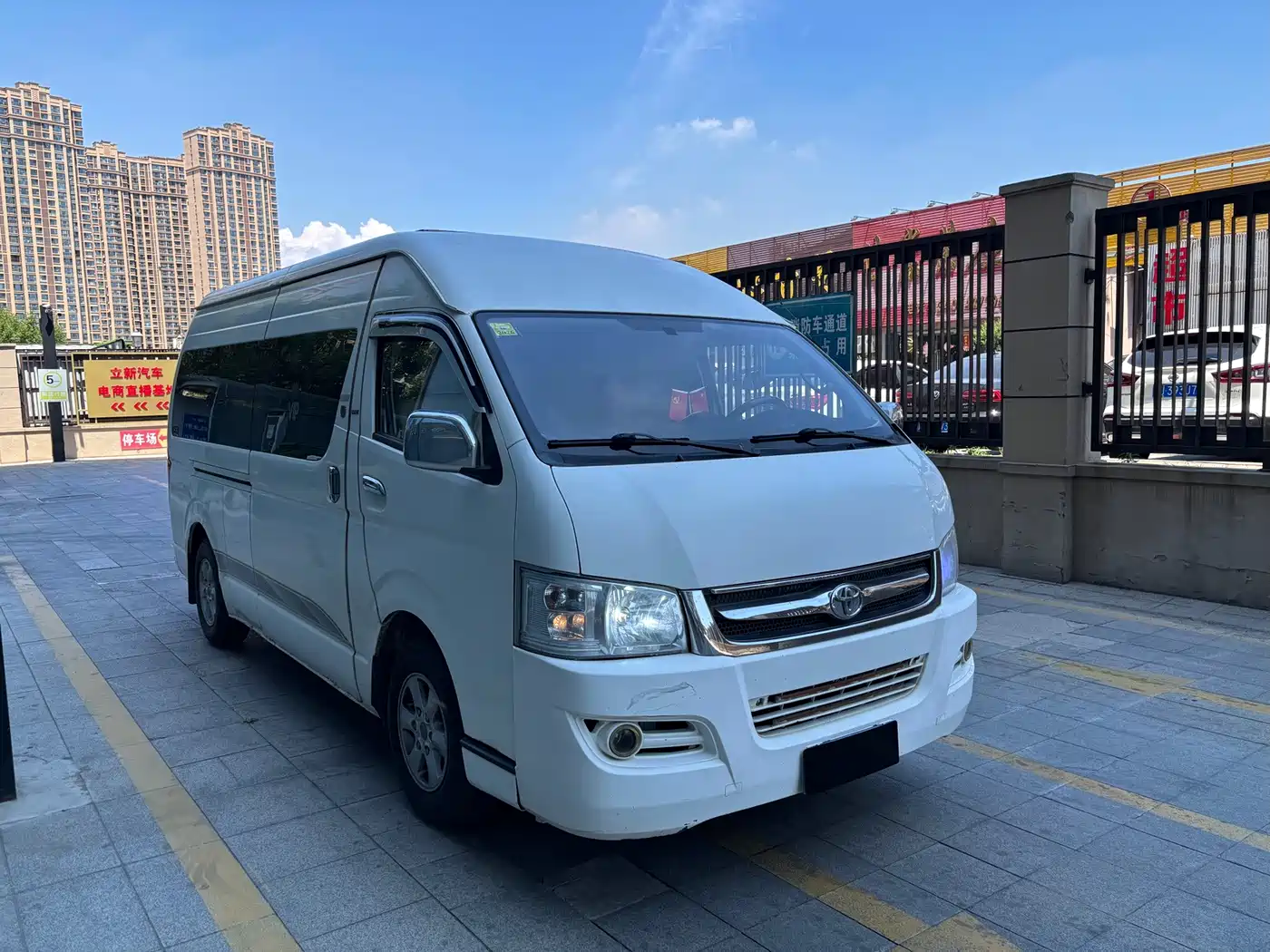 Jiu Long Kowloon A5 2012 2010 2.4L Luxury 4G69S4N