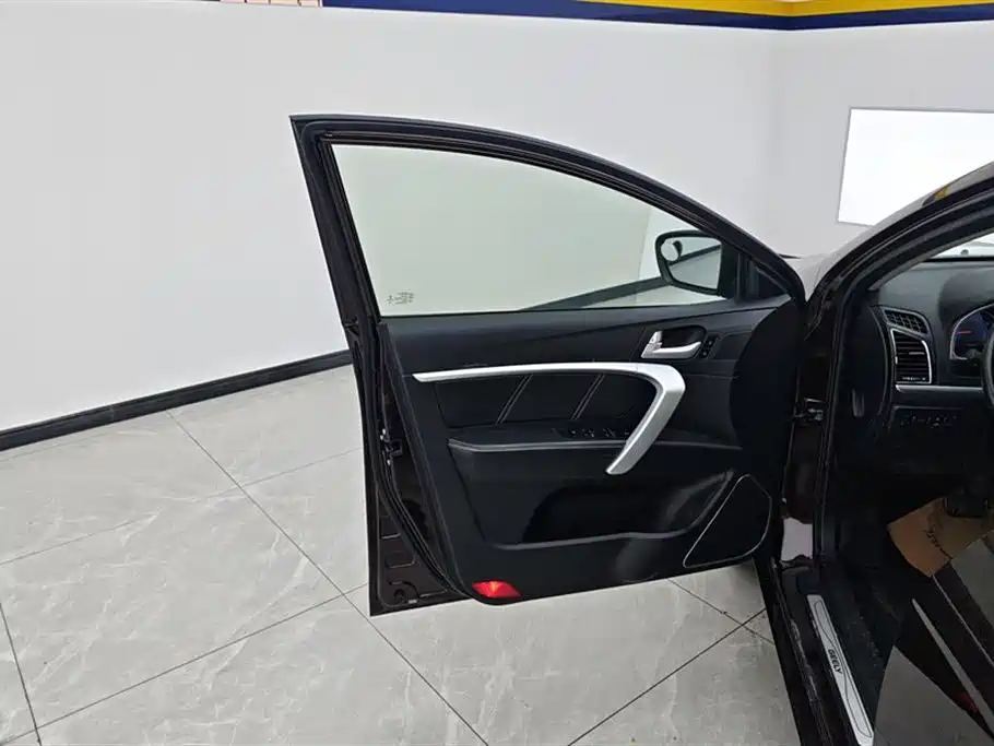 GEELY AUTOMOBILE EMGRAND