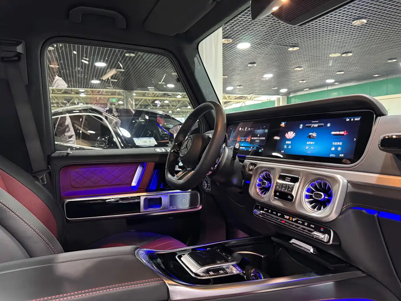 Mercedes-Benz G-Class AMG 2025 AMG G 63 фото 10