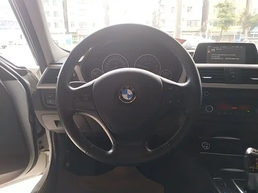 BMW 3 Series 2015 320Li Super Joy Fashion фото 11