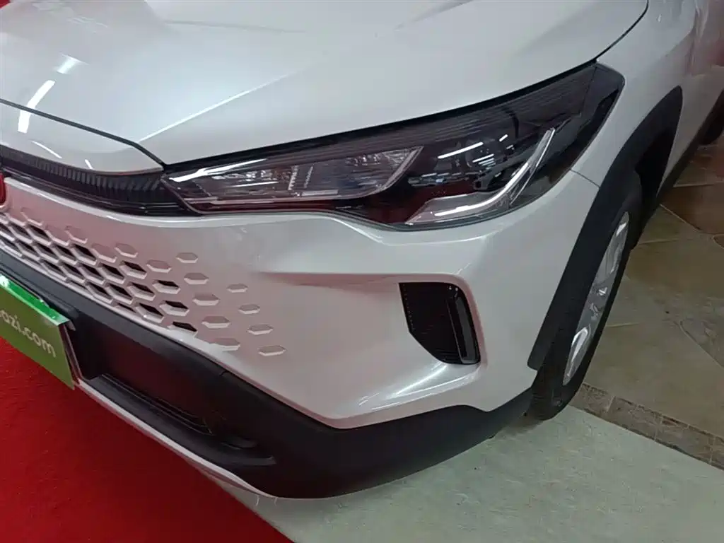 Toyota Corolla Cross 2025 2.0L Pioneer Edition фото 24
