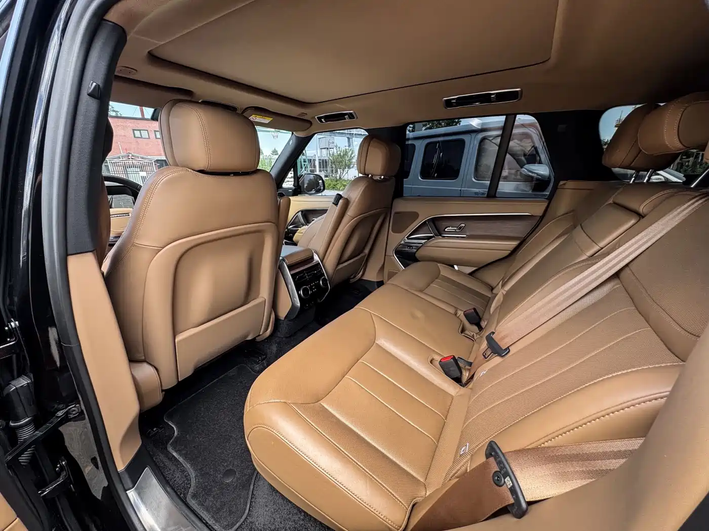 Land Rover Range Rover 2024 2024 3.0 L6 360PS Golden Age Edition