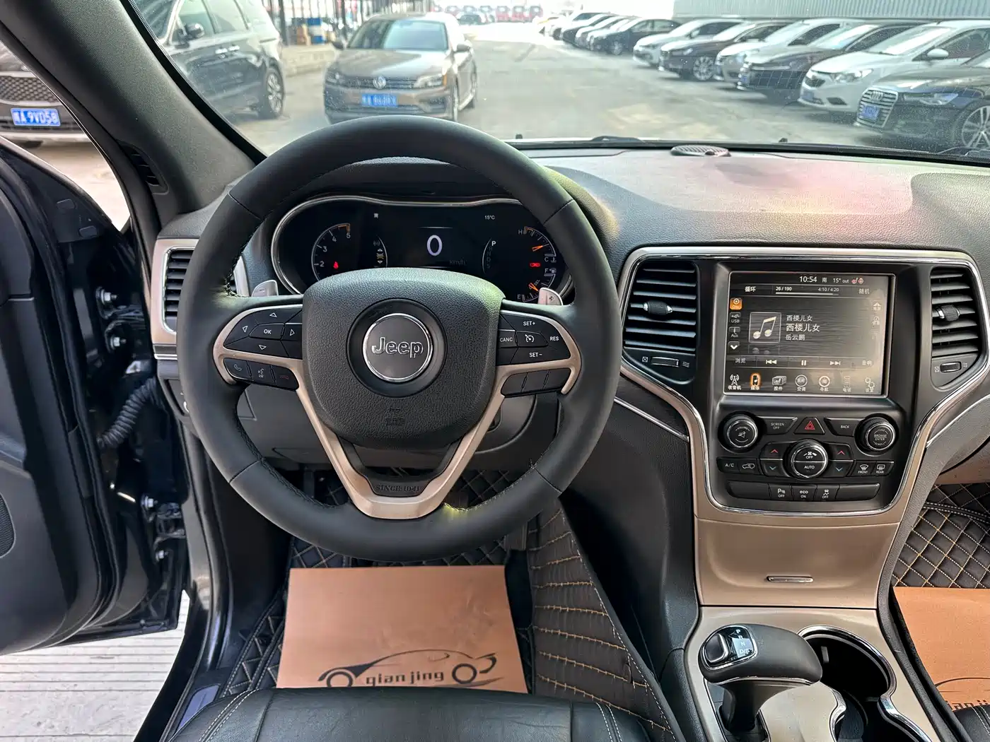 Фото 11 - Jeep Grand Cherokee (Import)