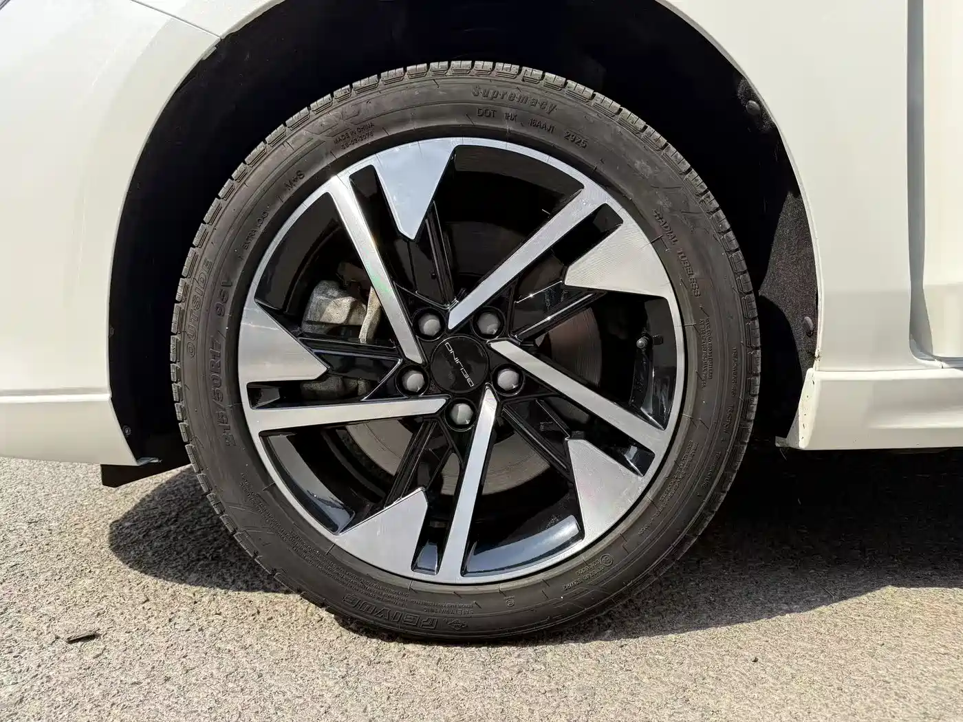 BAIC BEIJING EU5 PLUS