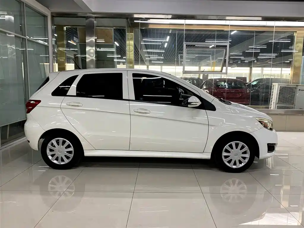 BAIC NEW ENERGY EV